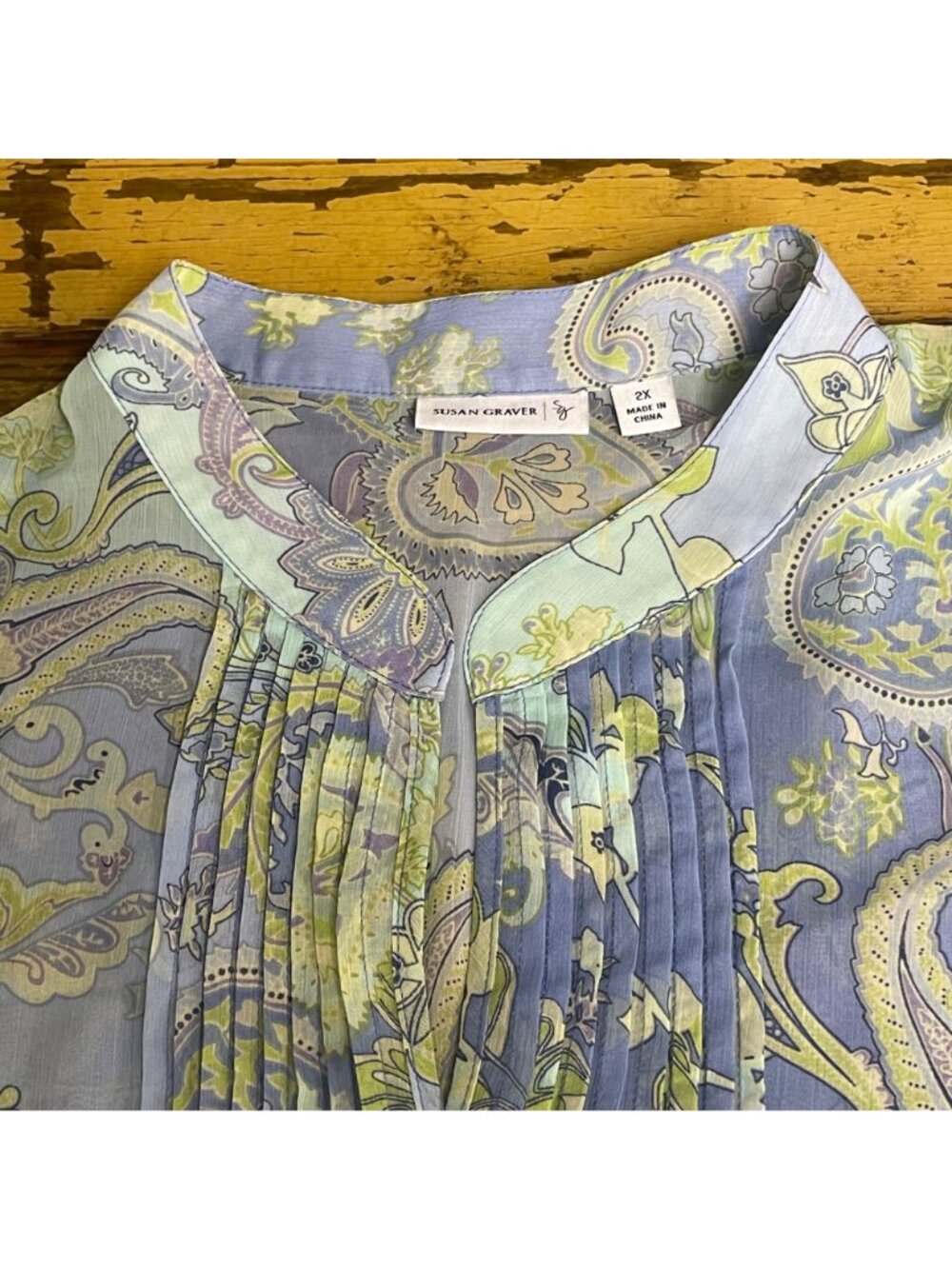 Susan Graver Floral Paisley Pintuck Pleated Sheer Top Sz 2X Pastel Spring - Picture 3 of 8